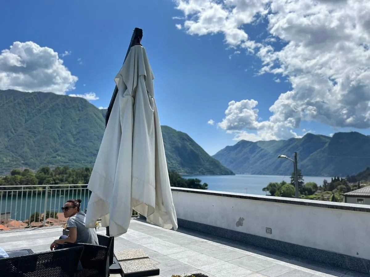 Apartment La Terrazza Sul Lago Ossuccio Italy